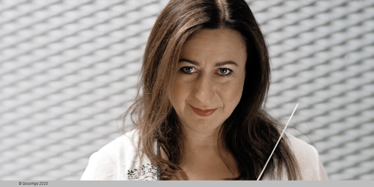 Simone  Young, photo 1