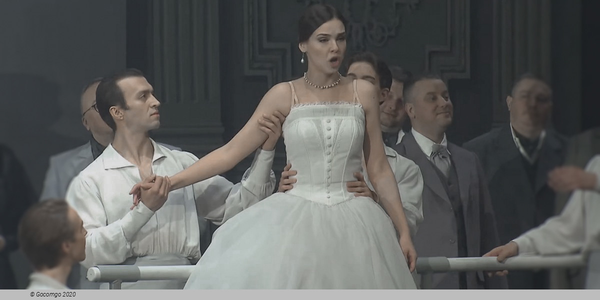 The Lady of the Camellias, photo 1